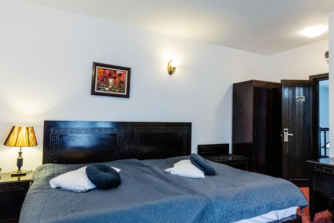 Contele Vladimir Hotel Bran  Eksteriør billede
